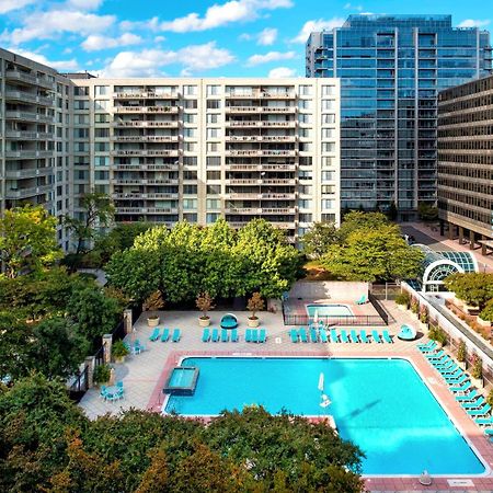 ארלינגטון Beautiful 2Br Apartment At Crystal City With Gym מראה חיצוני תמונה