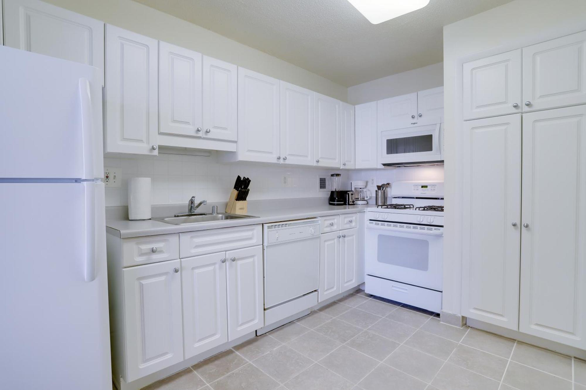 ארלינגטון Beautiful 2Br Apartment At Crystal City With Gym מראה חיצוני תמונה